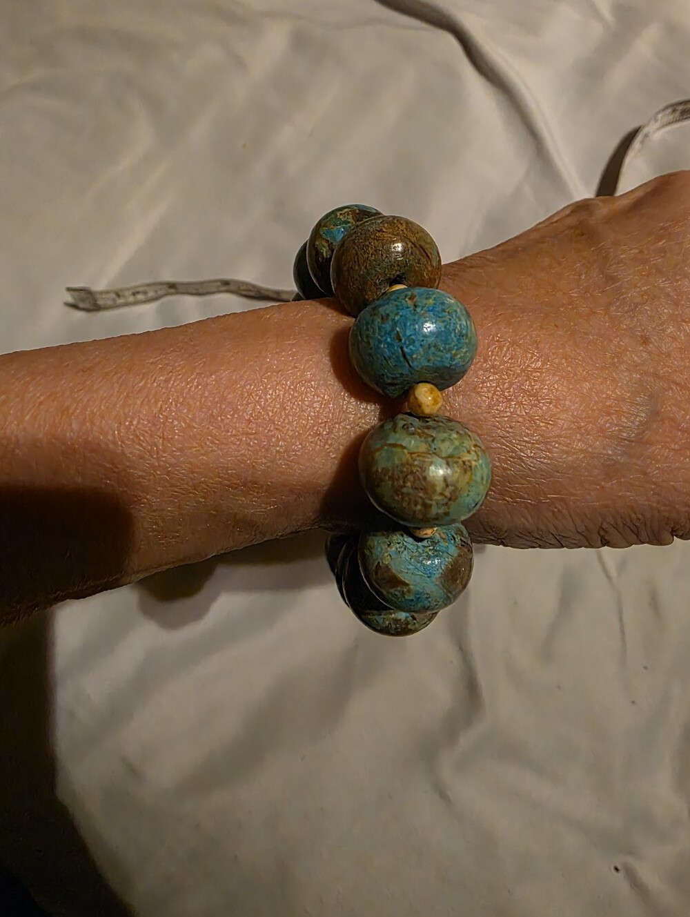 Handcrafted Turquoise Beaded Bracelet - Picture 7 of 7